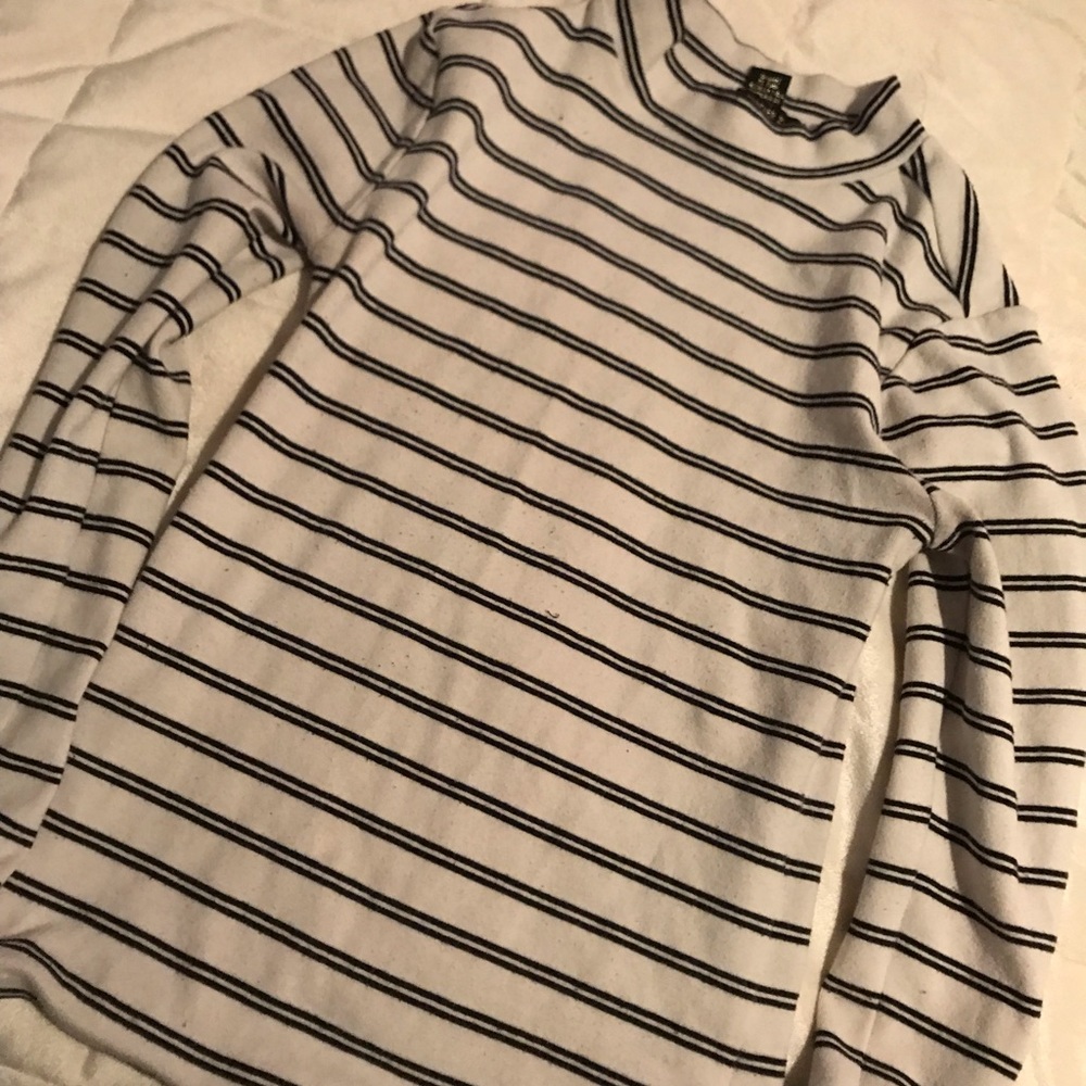 F21 Striped top